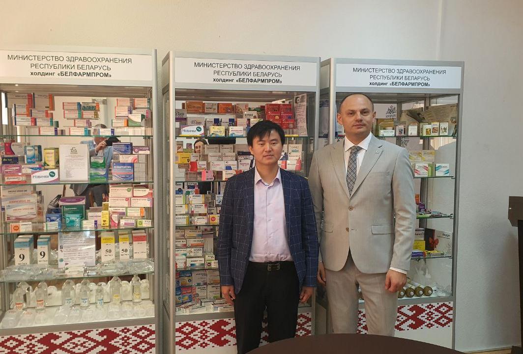 Завершился визит директора по маркетингу китайской компании Sinopharm International Technology Limited Company Ли Кинхао