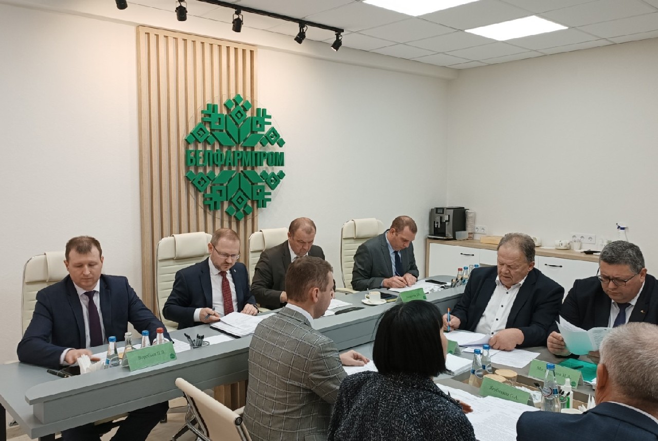 Выполнение показателей развития организаций – участников холдинга «Белфармпром» были рассмотрены на заседании Совета холдинга